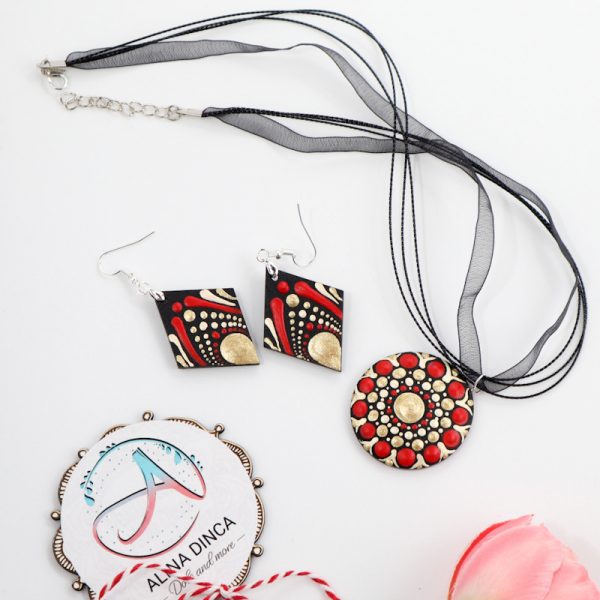 Set cadou de martisor - pandantiv si cercei